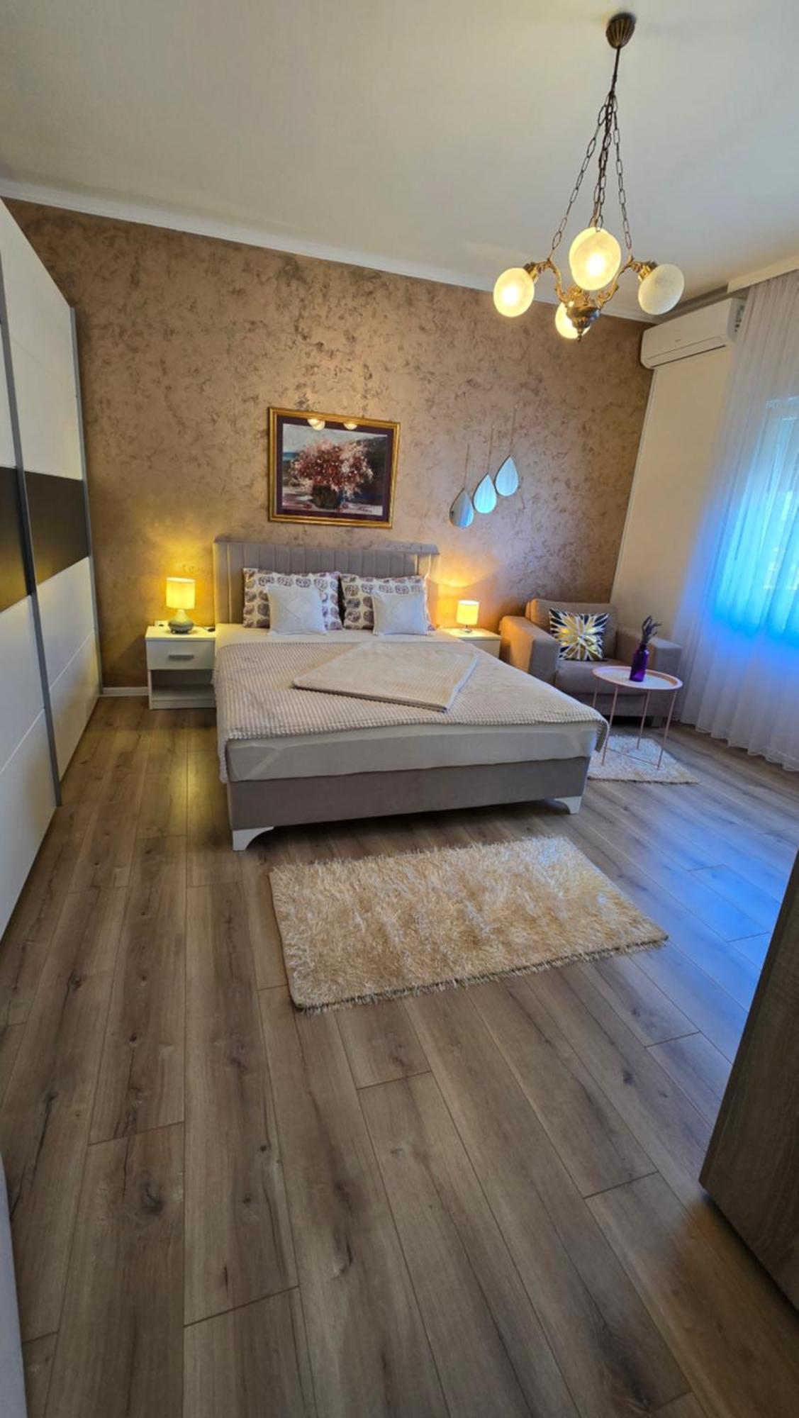 Hersek Apartma