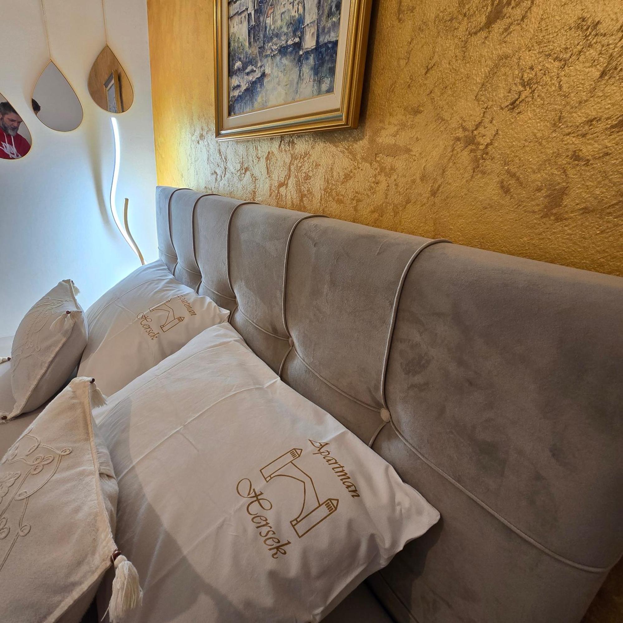 Hersek Apartma